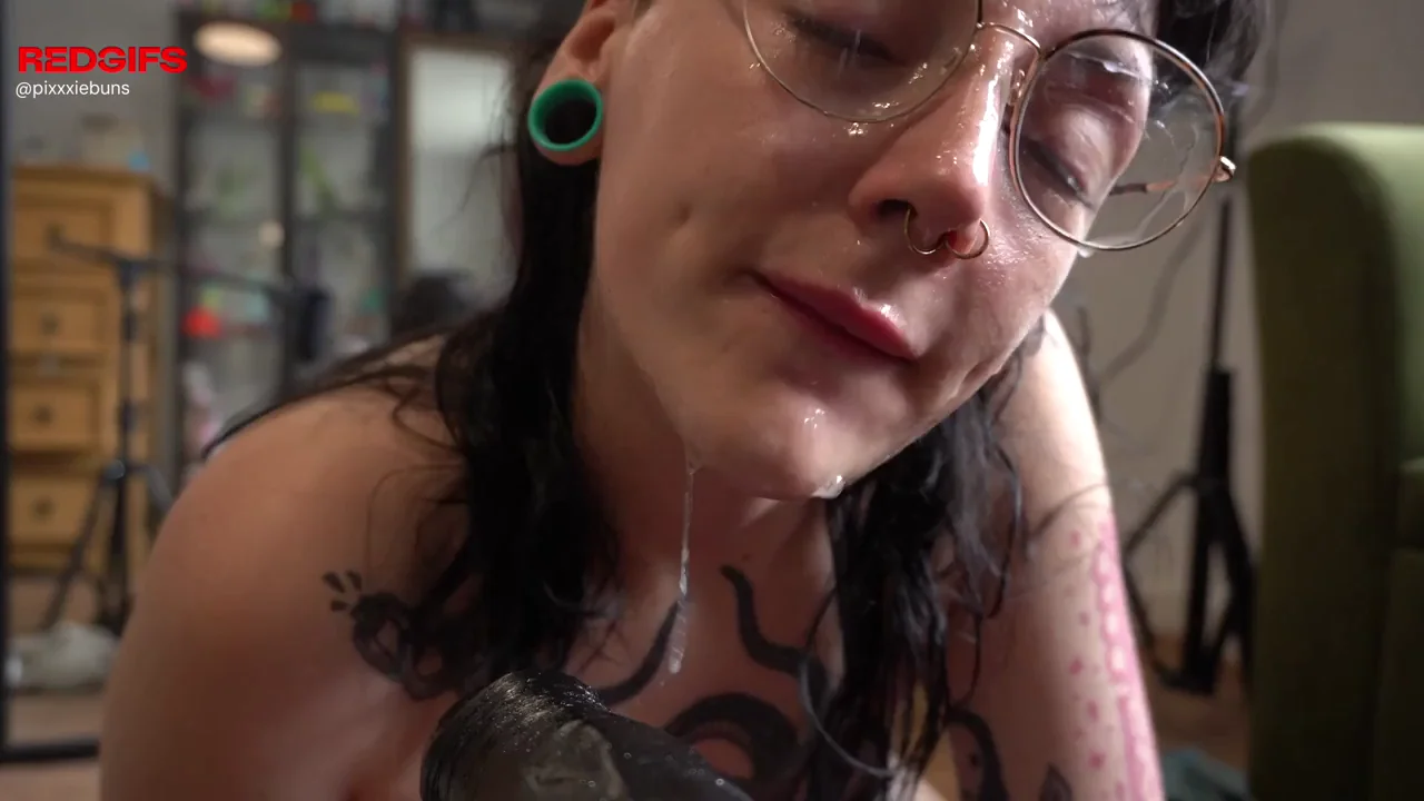 Sloppy cum bubbles just for you