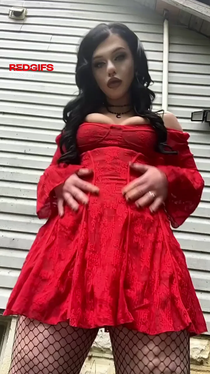 Goth Trans Slut Lifts Red Dress, Flashes Thick Girlcock Outdoors