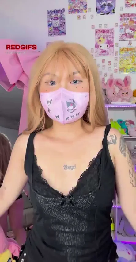 Woke Up Slutty: Asian E-Girl's Perky Tits Tease in Lacy Black