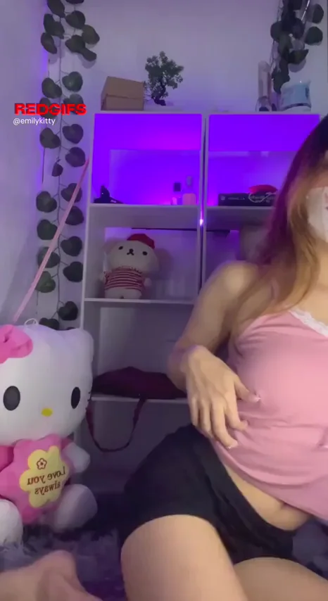asian school girl wants to have some load in her mouth