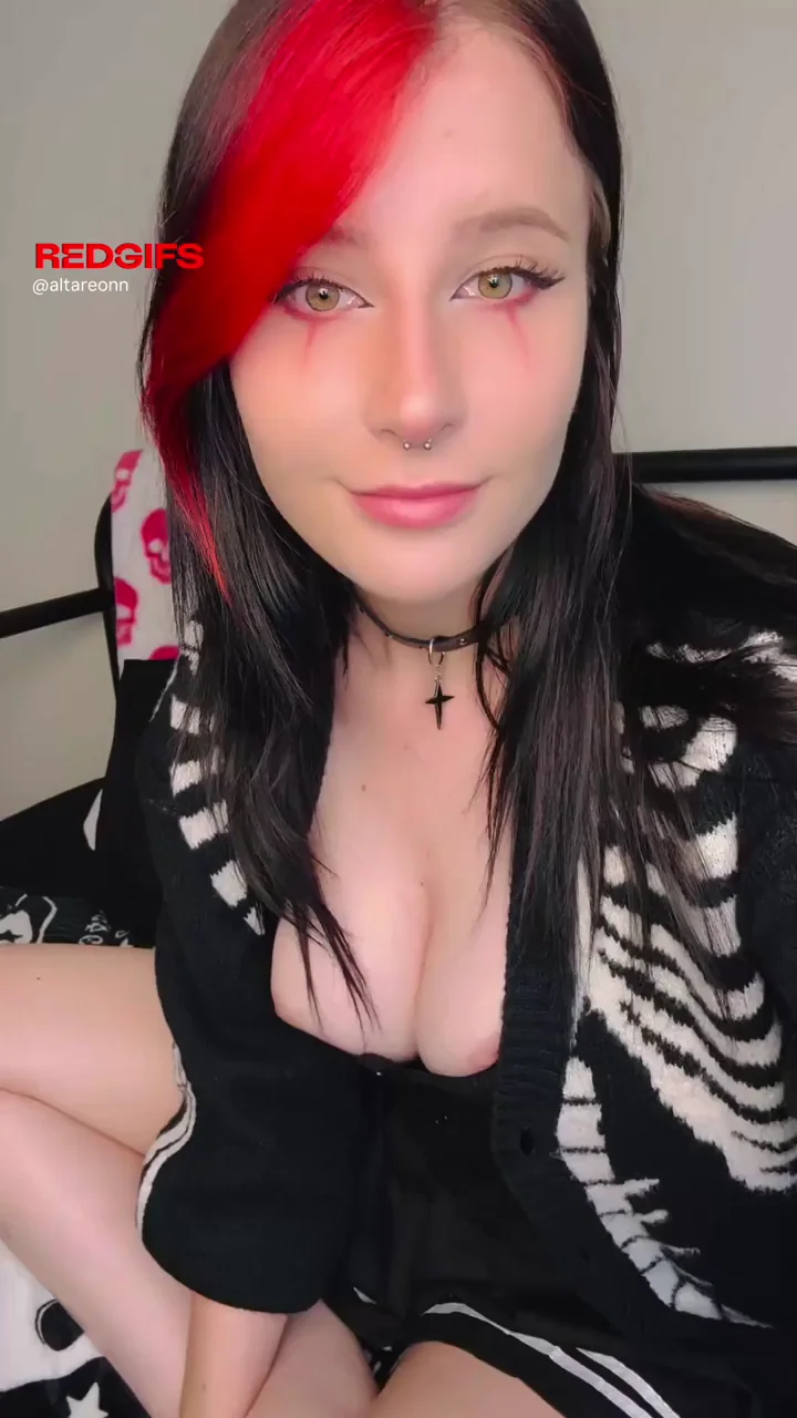 Prepping My Massive Tits for Your Dick to Slide Between 😈💦