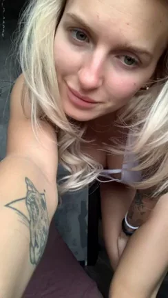 morning strip, pleasure wathing! 21F