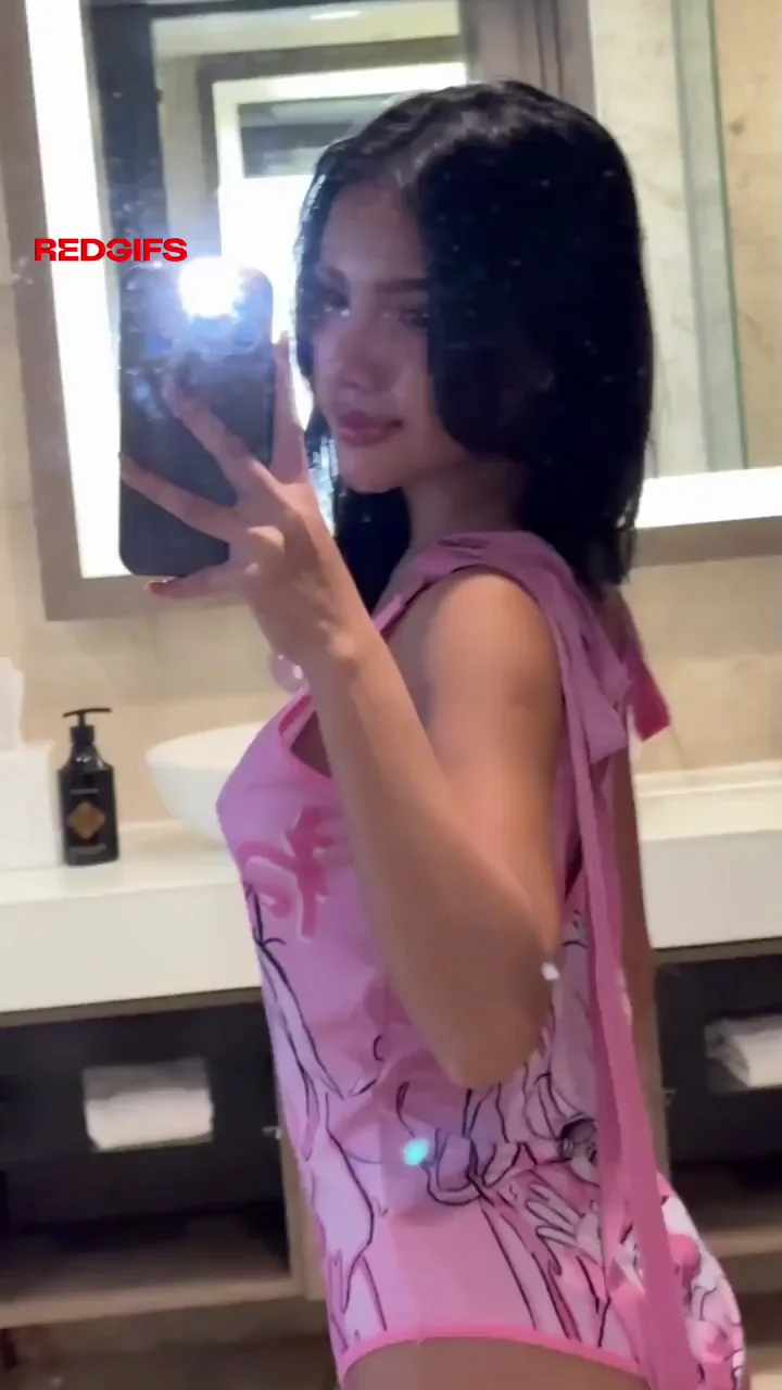 This booty’s your sweet treat
