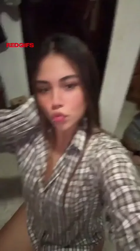 🍑 My Juicy Ass Craves Your Tongue Tonight! 👅