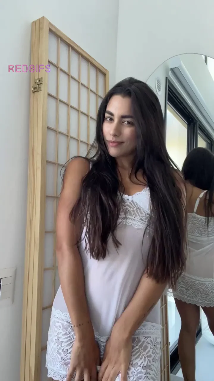 Small tits make me even more special