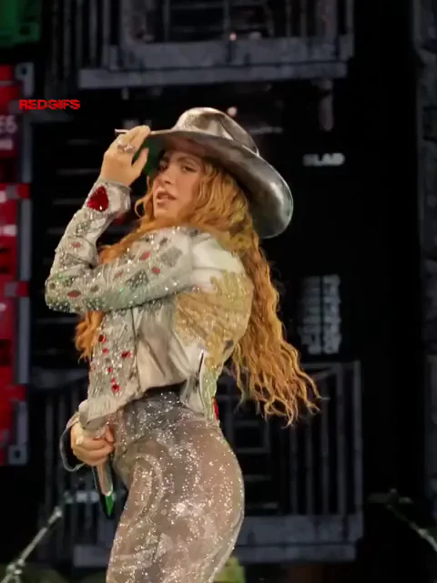 Shakira's Juicy Ass Shaking in Shiny Bodysuit 🔥🍑