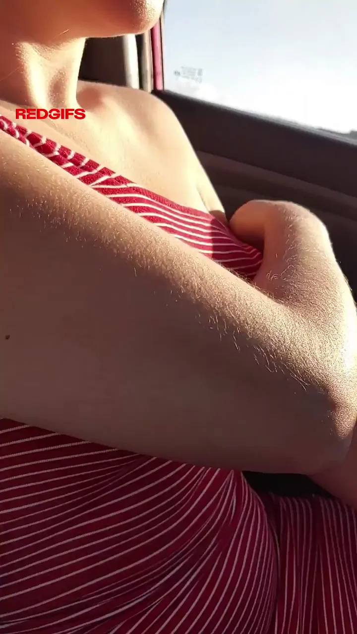 Letting the sun shine on my tits