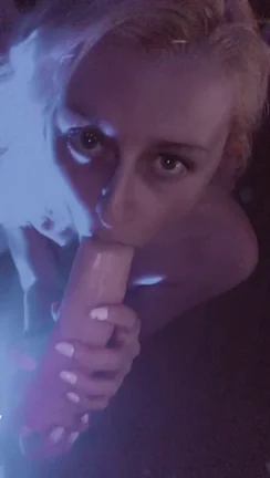 Who wants to fuck my mouth ????? [25]