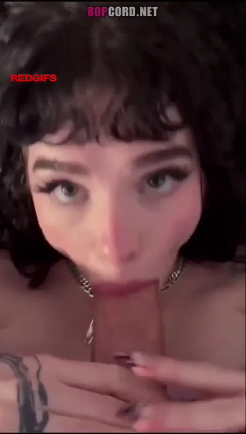 Cum sluts gets all the cum on her face!