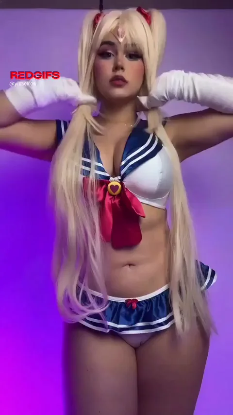 Yisselroa as Busty Sailor Moon Cosplay Tease