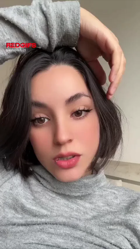 This fuck doll wants an older man