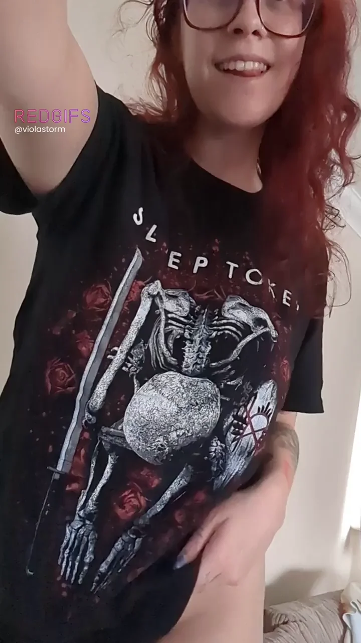 Nerdy girls really are the naughtiest