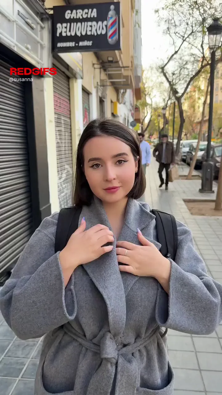 Flashing My Massive Tits in Public Made Everyone Stare