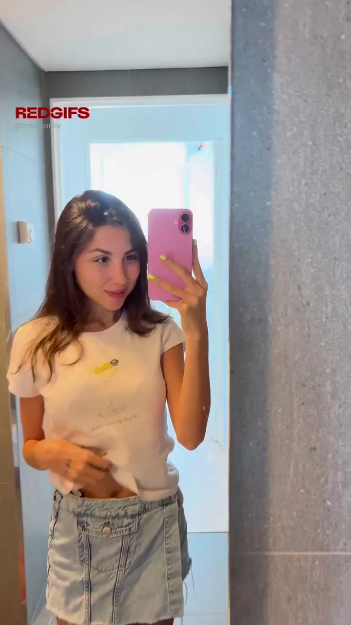 Latina's Magic Tits Tease 🔥🍑
