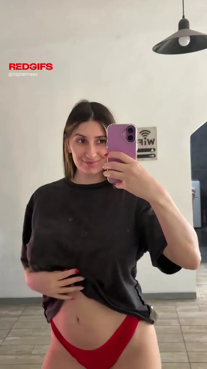 My bouncy saggy mommy titties
