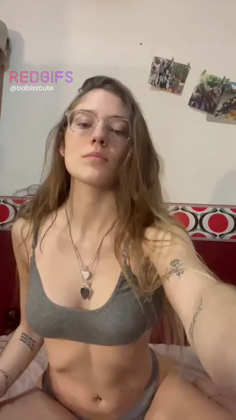 5ft 98lb Petite Slut Teases: Wanna Pound This Tiny Teen Body?