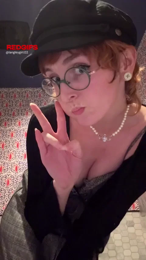 I love showing off in the restaurant bathroom