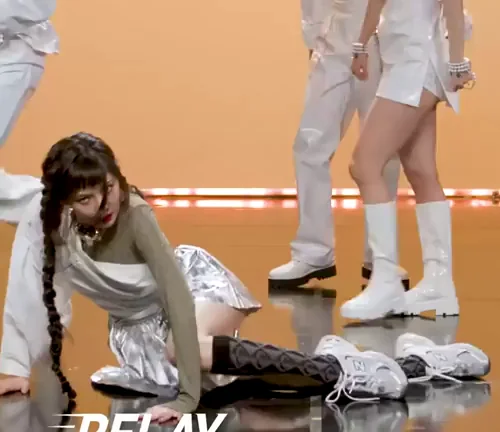 Hyuna's Slutty Stage Split: K-Pop Queen Flashes That Dripping Cameltoe