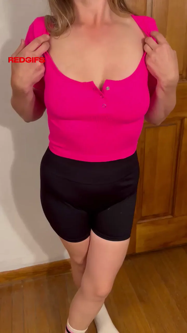 Hotwife 42 and horny