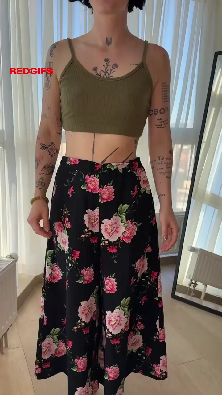 Magic Disappearing Skirt Trick 😈✨