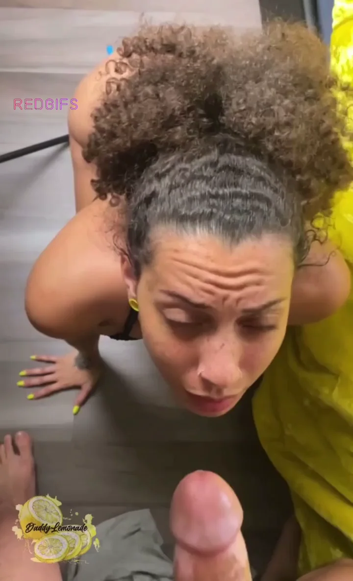 thick ass nut for her face