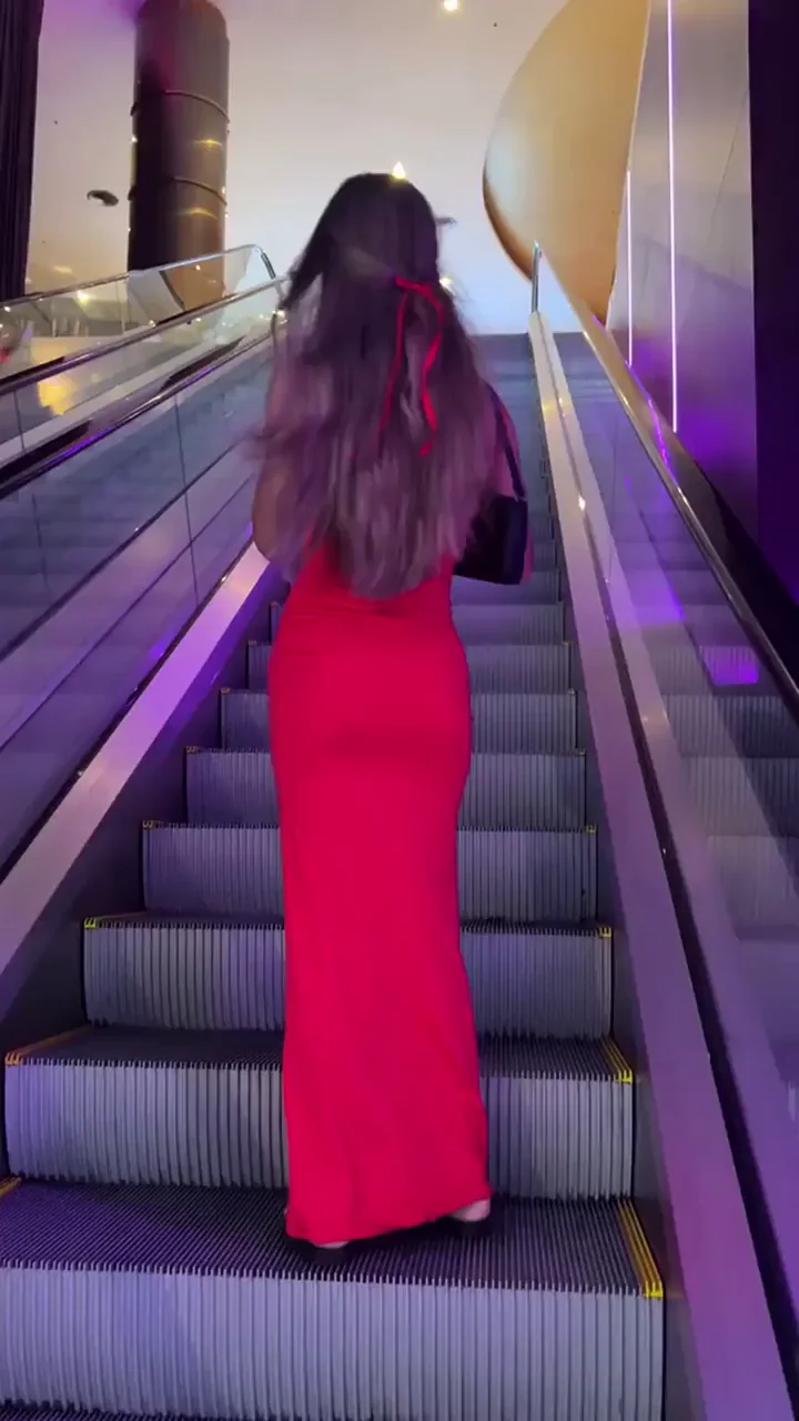 My dress choice to distract you from the movie we are watching