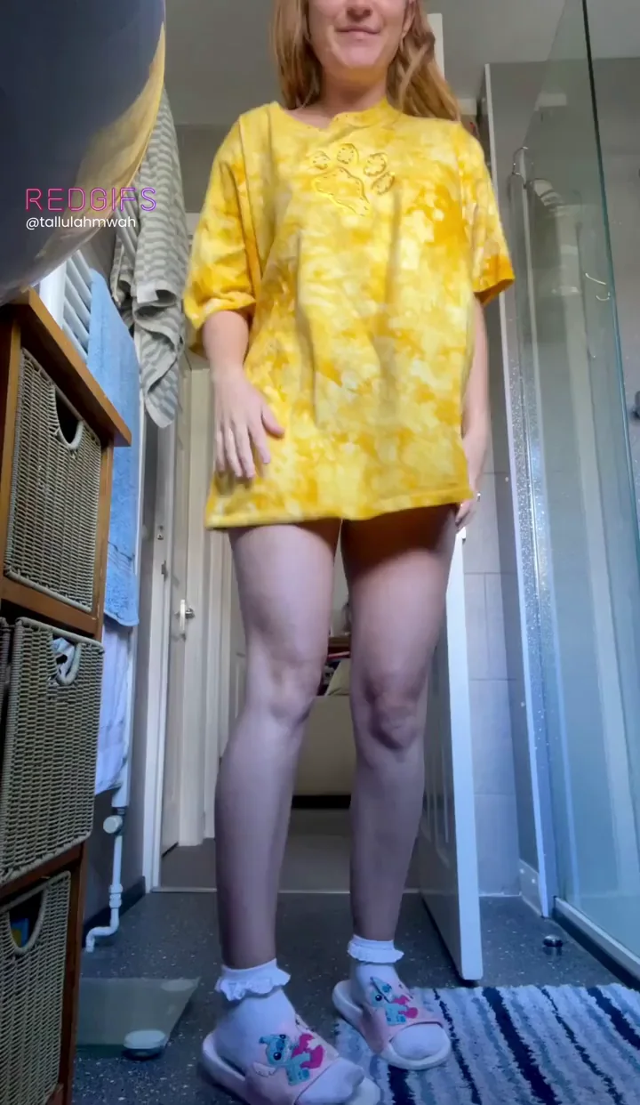 Petite Redhead TikTok Slut's Teasing Titty Drop 😍💦