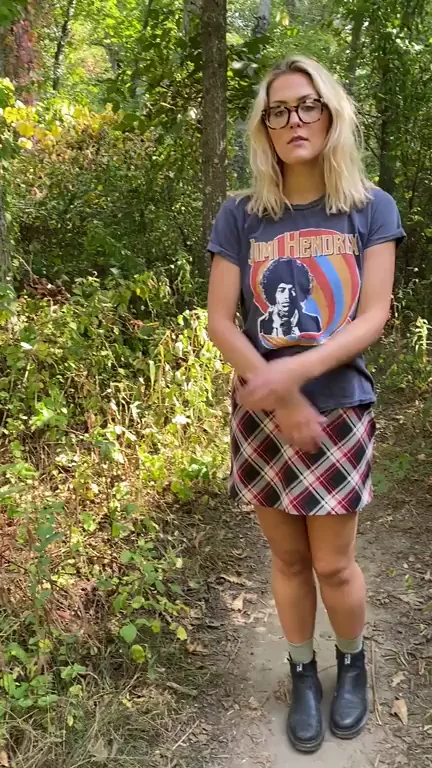 [GIF] Would you like to go for a hike? ?