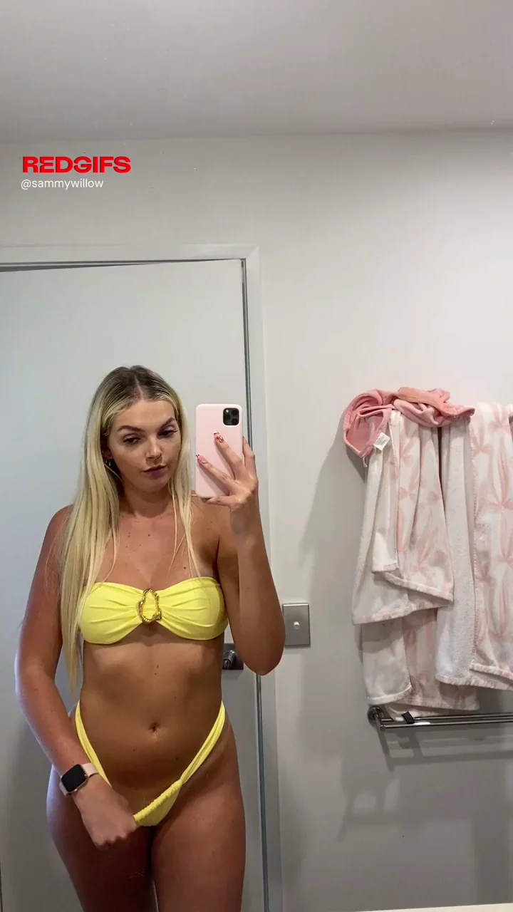 Would u like a peek