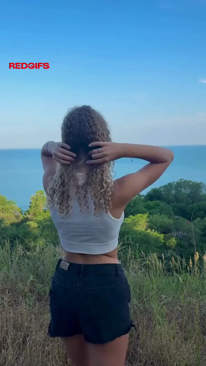 Hot video that's sure to please every man