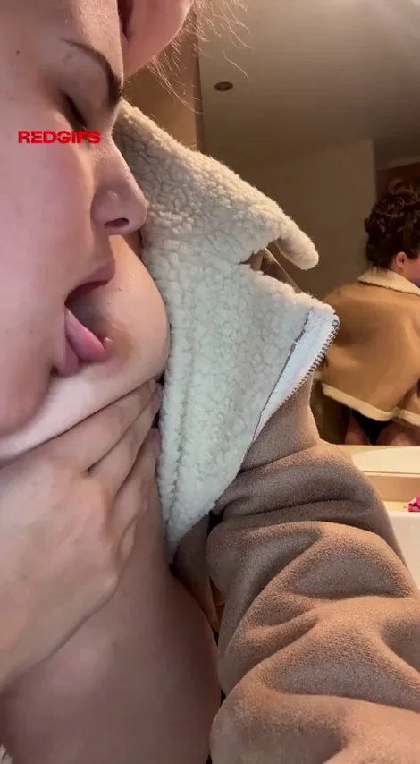 Amateur Busty Babe's Sloppy Towel-Choke Face Fuck Frenzy
