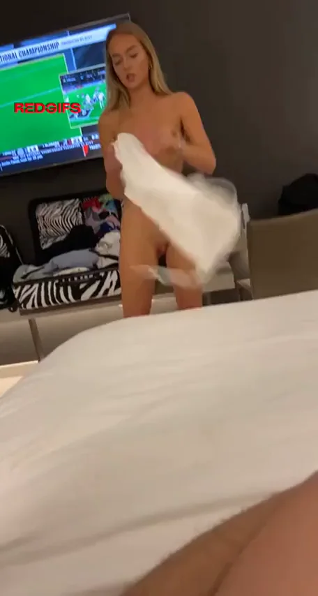 👀
