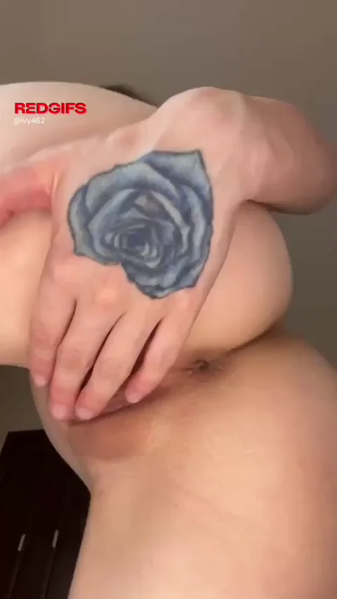 If u'd eat my pussy for breakfast, write one word