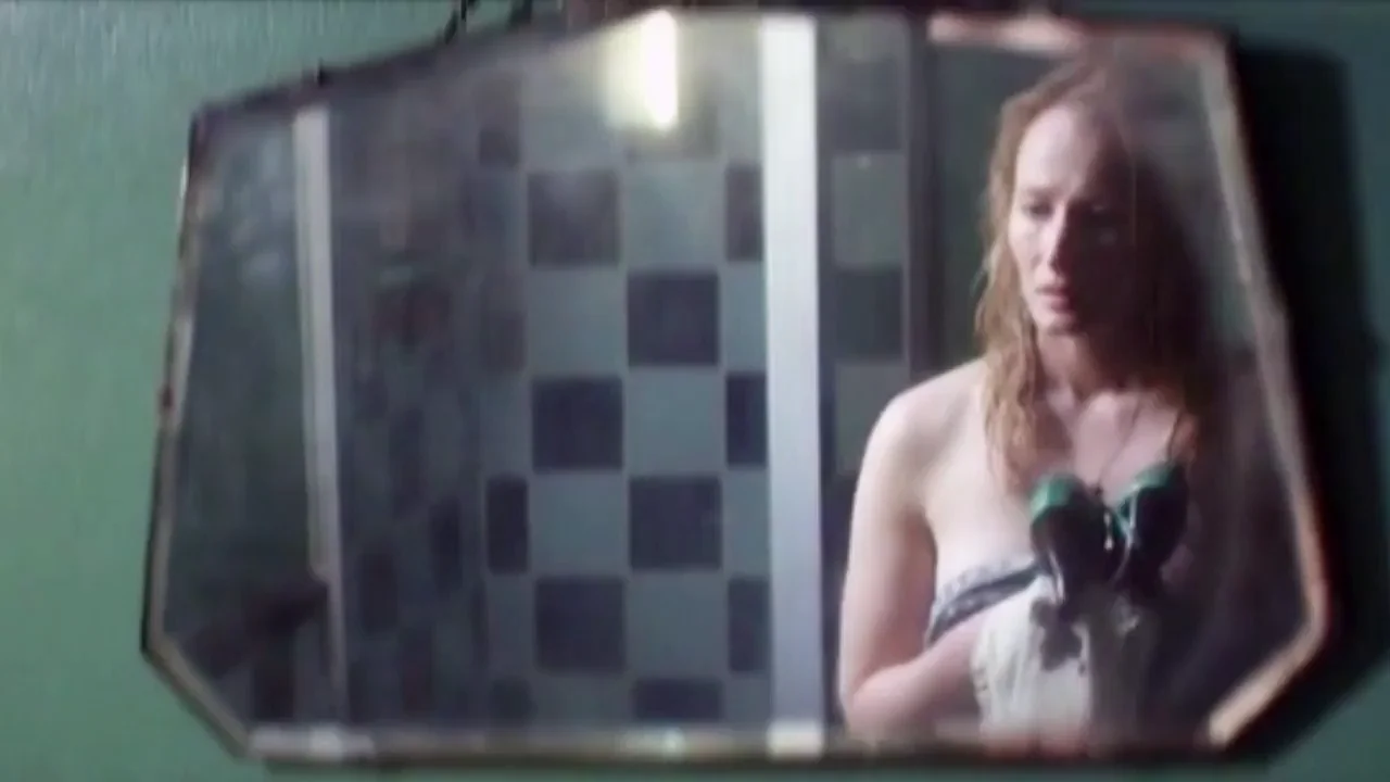 Genevieve O'Reilly's Steamy Nude Shower & Fuck 🔥🍑