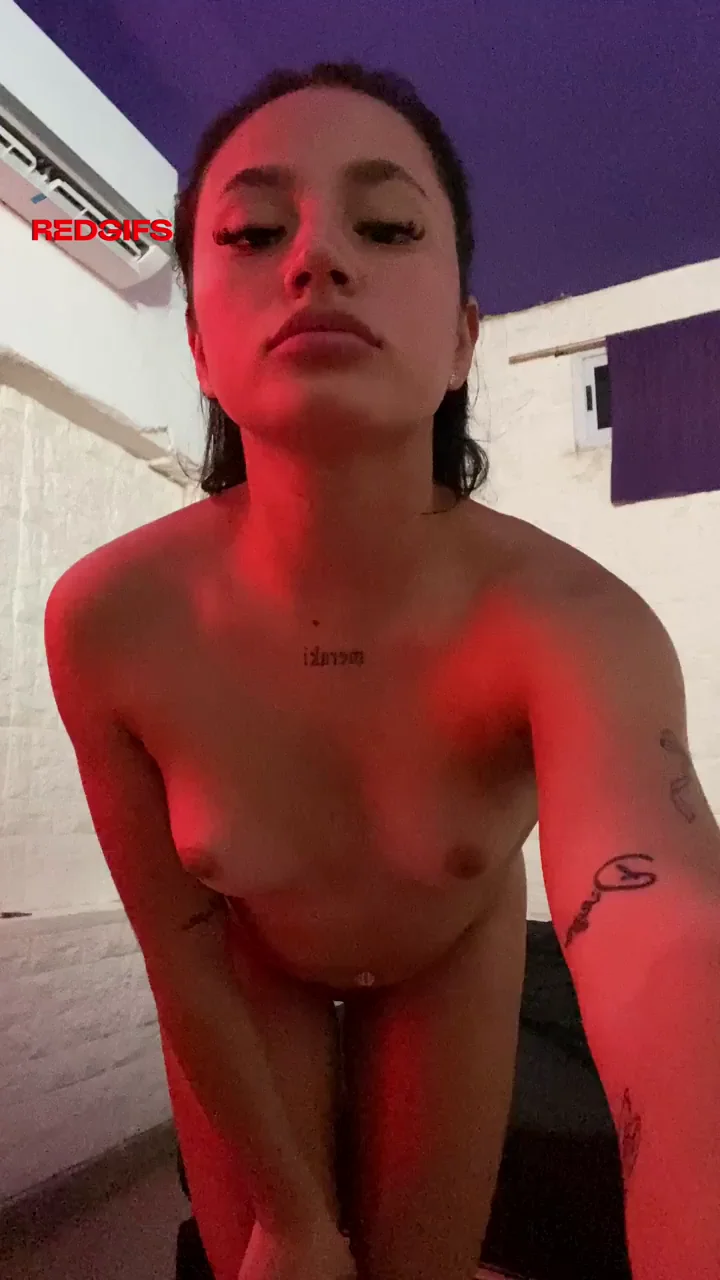 18yo prom queen, ON or OFF?