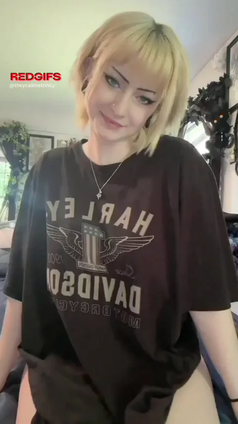 Punk Babe's Massive Tits Bigger Than You Dreamed 😈🍈🍈
