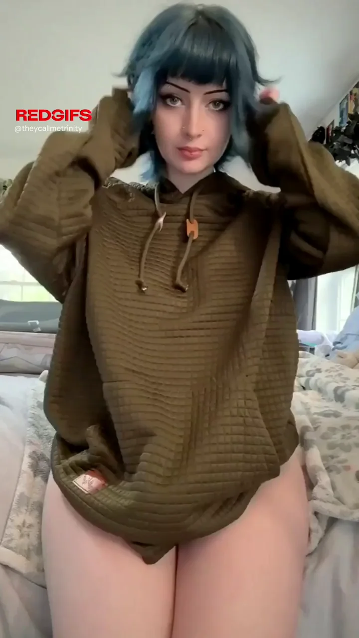 Punk Slut's Big Tit Audition for Your Cock