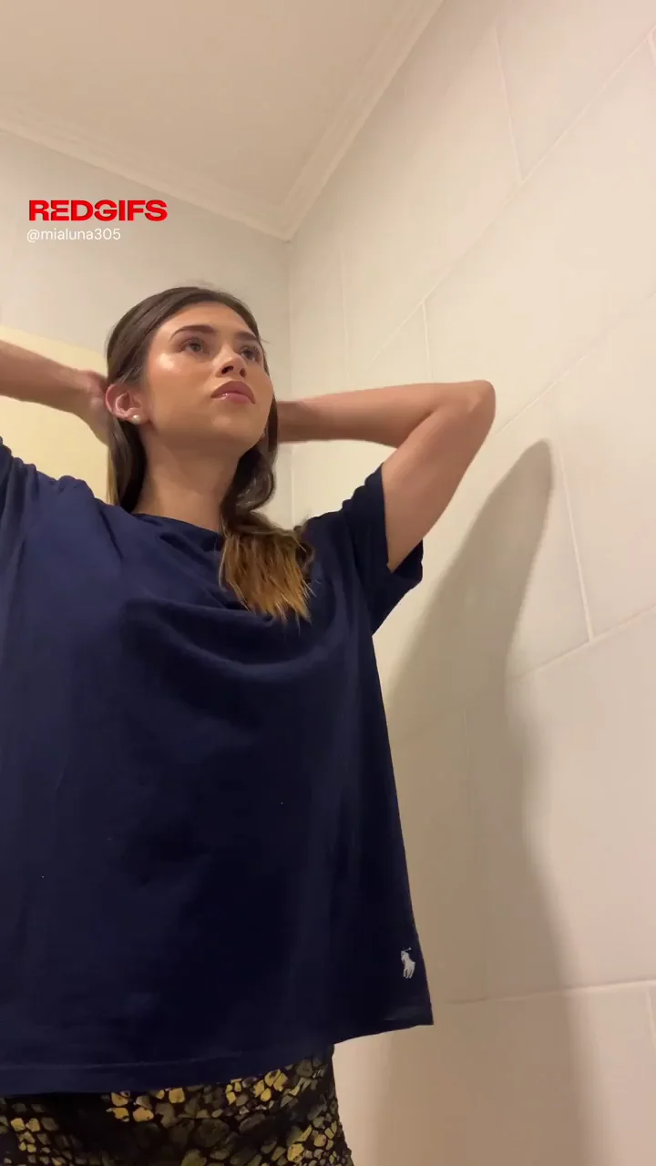 Virgin Vixen Begs: 'Pop My Cherry Tonight?'