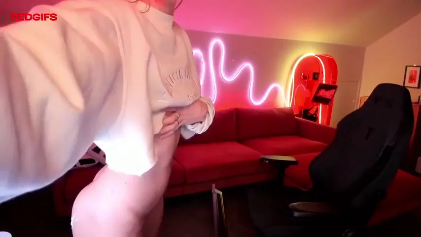 Jiggly