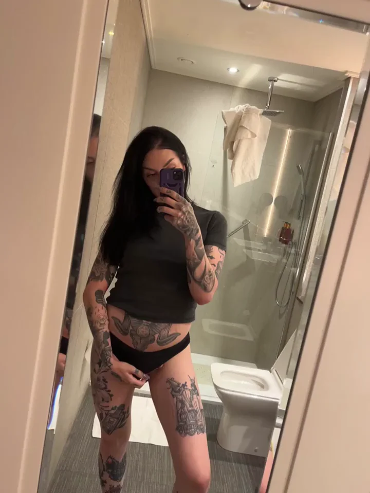 Tempted to Suck My Thick TCock? 😈🍆💦