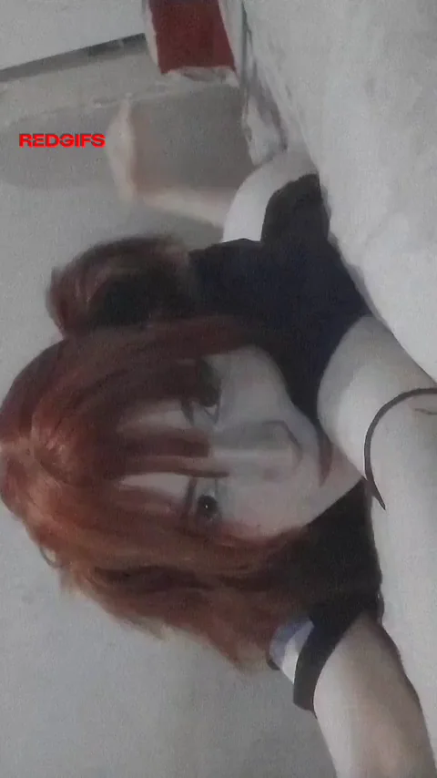 redhead e-girl waiting for some dick
