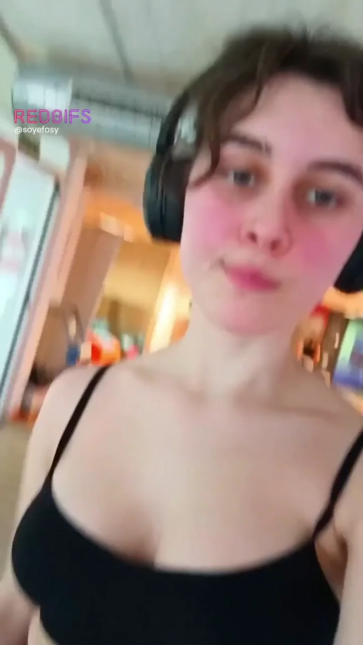 Gym Slut's Tasty Tit Tease 💦🔥