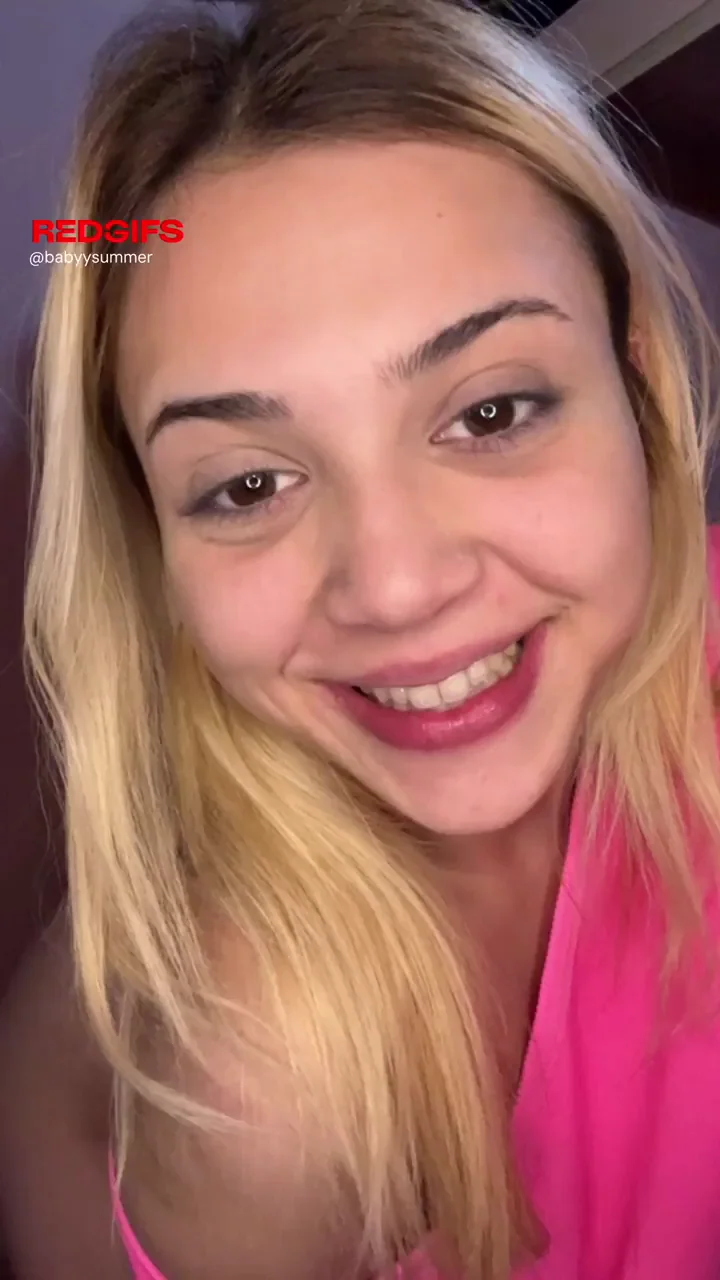 Any older men here to fuck me? Curious about your age F18