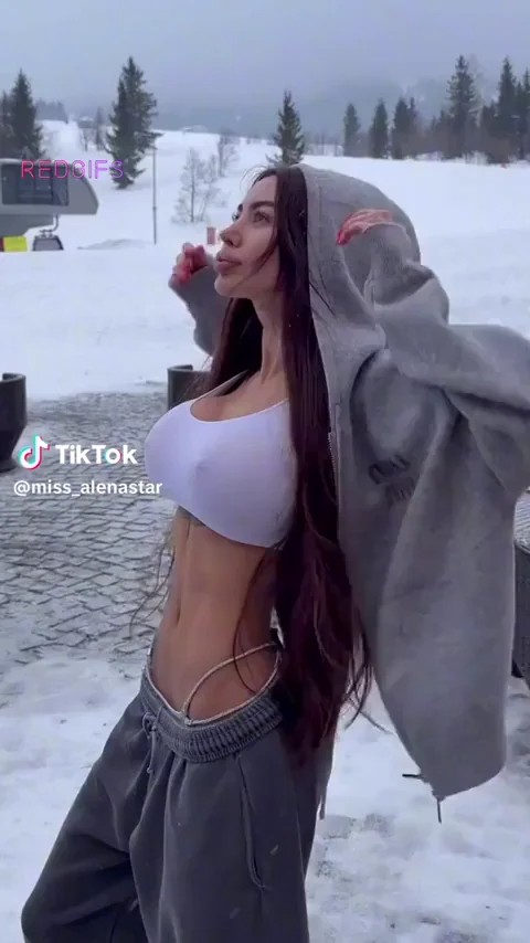 @miss_alenastar