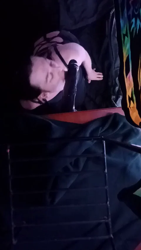 There's nothing better then my big black dildo over my face