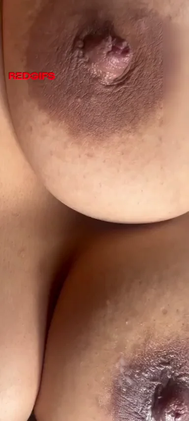 Glaze my titties while I finger myself