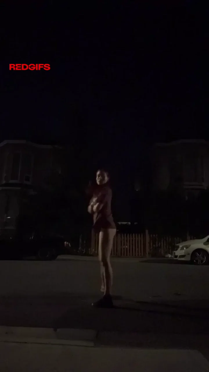 Redhead Slut's 'Oops' Bare-Ass Stroll to Friend's Pad – No Shorts Dare Gone Wild!