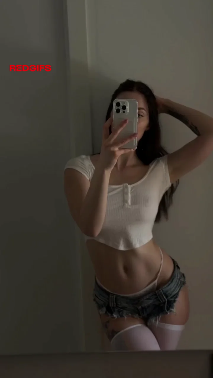 Crop Top Tease: Brunette's Toned Abs & Thigh-High Slutty Mirror Flex 🔥💦