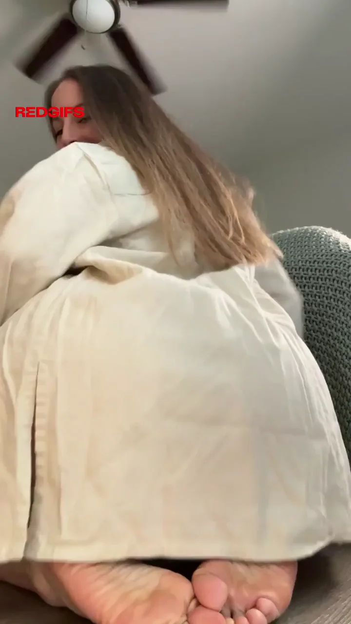 Sneak peek from behind, just for you