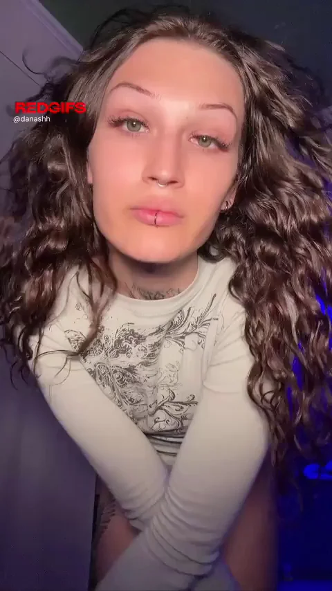 Deep eyes